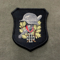 Wehrmacht Stahlhelm, Schwert, Ritterkreuz - Aufnäher