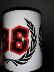 88 4 Tassen