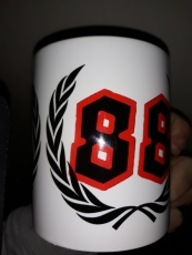 88 4 Tassen