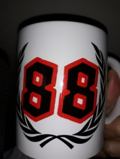 88 4 Tassen