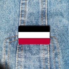 Schwarz Weiss Rot Anstecker