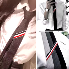 Schwarz weiss rot Krawatte