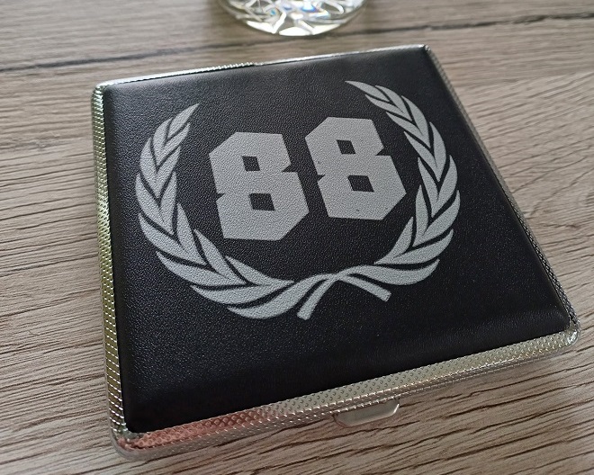 88 Zigarettenetui
