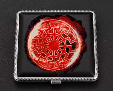 Schwarze Sonne Zigarettenetui