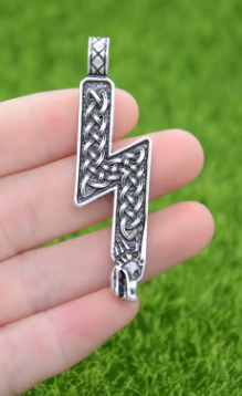 S Rune Halskette