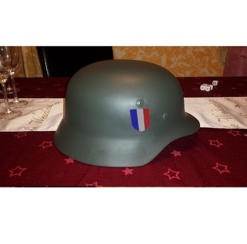Wehrmacht Légion français(France) HELM M35 mit Helmabzeichen